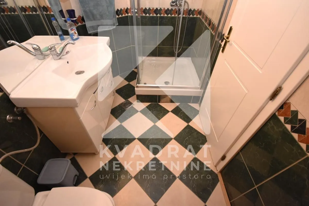 Rent, house, 300m², Ibričevina, Podgorica