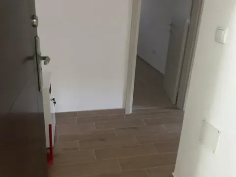 Prodaja, stan, 52m², Borča Sve Podlokacije, Beograd - image 9