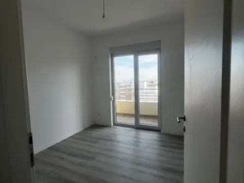 Prodaja, jednosoban stan, 47m², Ulcinj, Crna Gora - image 5