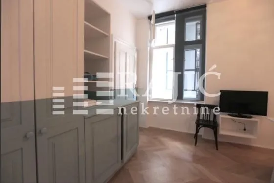 Izdavanje, trosoban stan, 96m², Stari Grad, Beograd