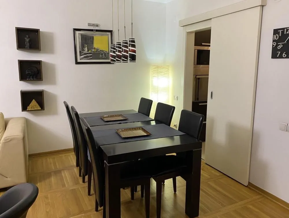 Prodaja, trosoban stan, 86m², Novi Beograd Blok 64, Novi Beograd Sve Podlokacije
