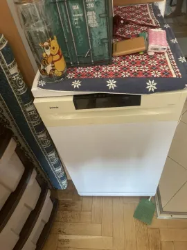 Close-up of a white Gorenje dishwasher in the kitchen. - image 6