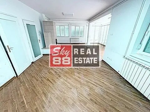 Izdavanje, kuća, 250m², Savski Venac, Beograd - image 3