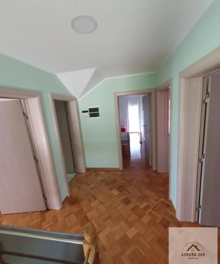 Prodaja, kuća, 260m², Banja Vrdnik, Irig