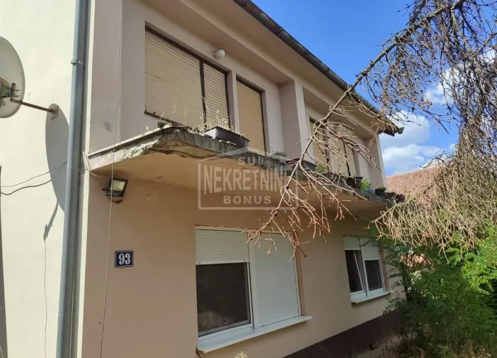 Prodaja, kuća, 200m², Makova Sedmica, Subotica