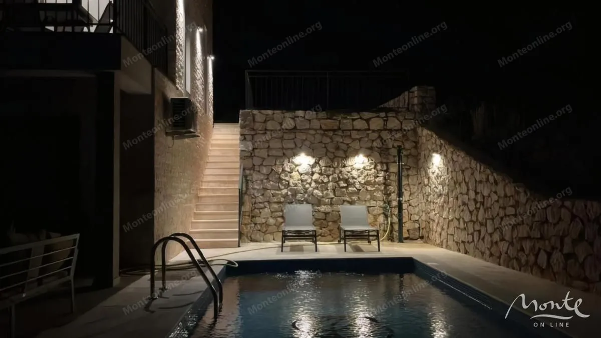 Prodaja, kuća, 203m², Reževići, Budva