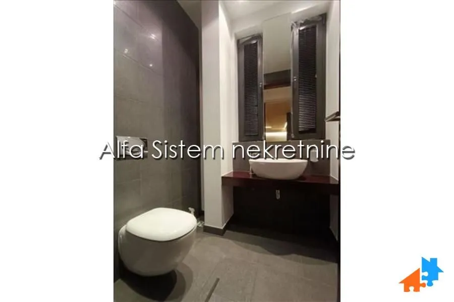 Izdavanje, stan, 176m², Kalenić Pijaca, Vračar Sve Podlokacije