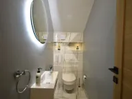 Izdavanje, kuća, 190m², Tološi, Podgorica - image 17