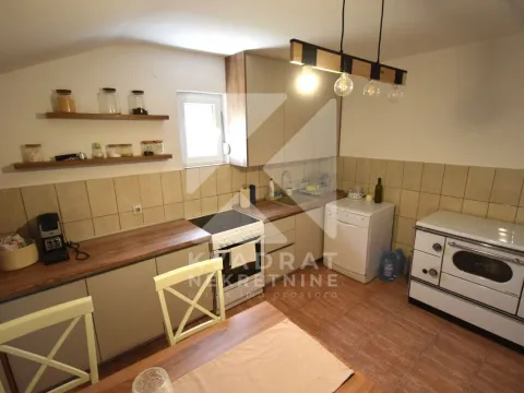 Prodaja, kuća, 220m², Donji Kokoti, Podgorica - image 11