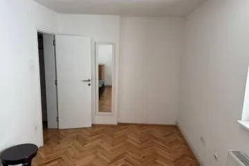 Izdavanje, trosoban stan, 68m², Savski Venac, Beograd - image 13