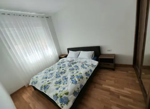 Izdavanje, dvosoban stan, 73m², Tuški Put, Podgorica - image 7
