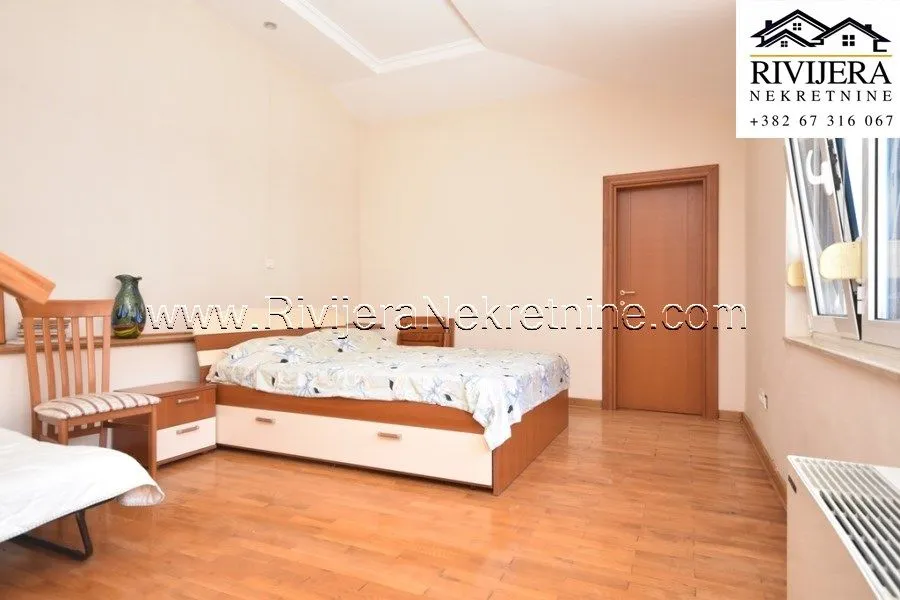 Prodaja, trosoban stan, 263m², Centar, Herceg Novi