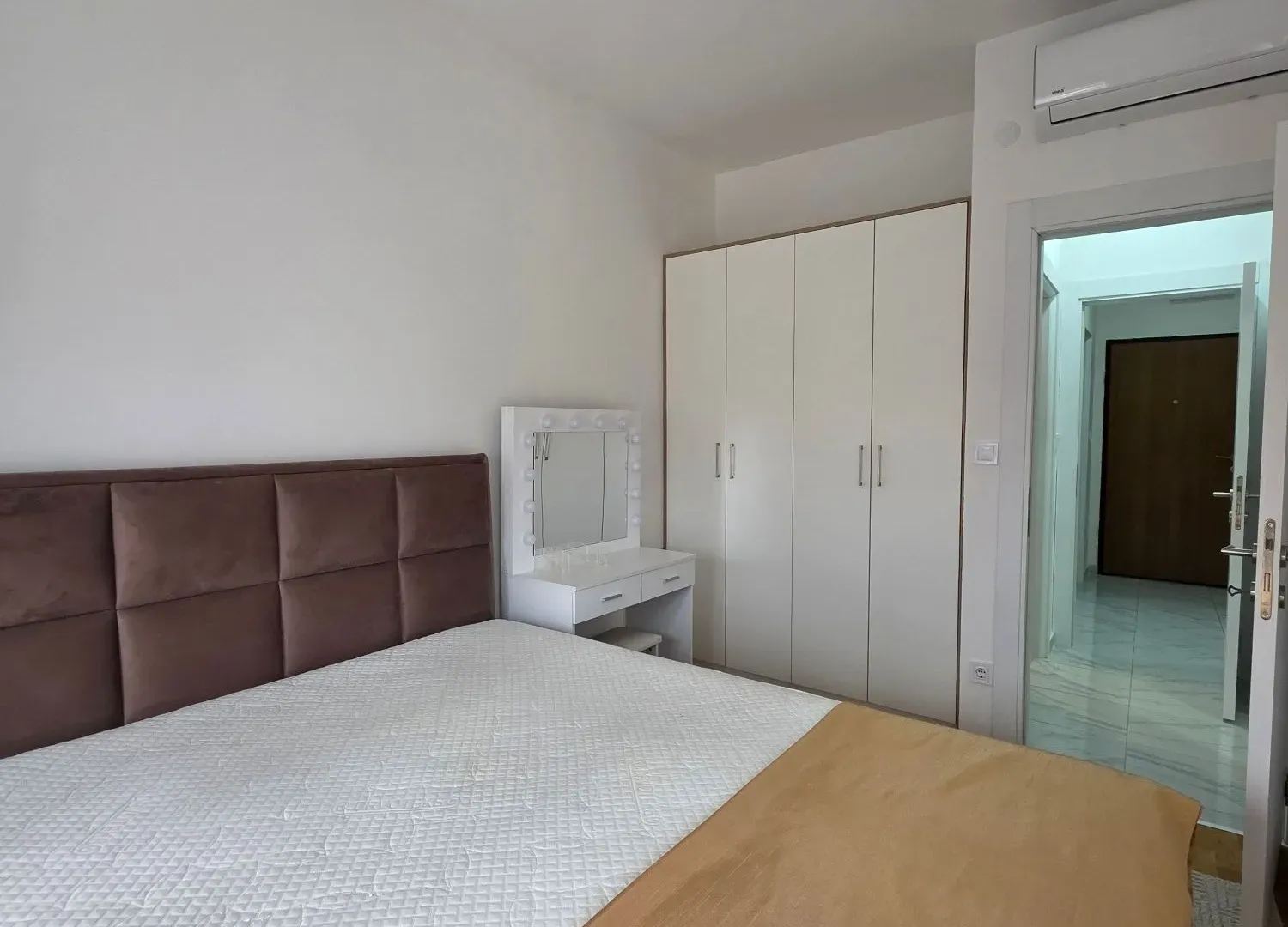 Rent, two bedroom apartment, 70m², Podgorica, Crna Gora