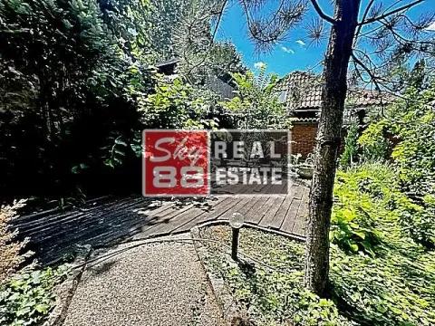 Izdavanje, kuća, 375m², Senjak, Beograd - image 1