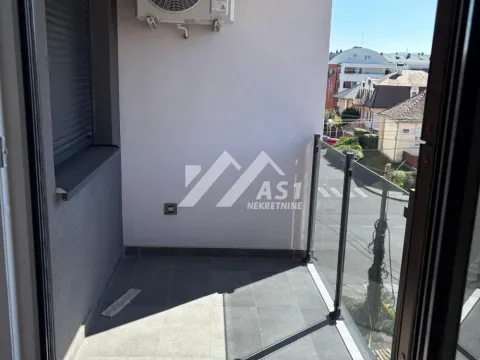 Izdavanje, dvosoban stan, 45m², Telep, Novi Sad Sve Podlokacije - image 9