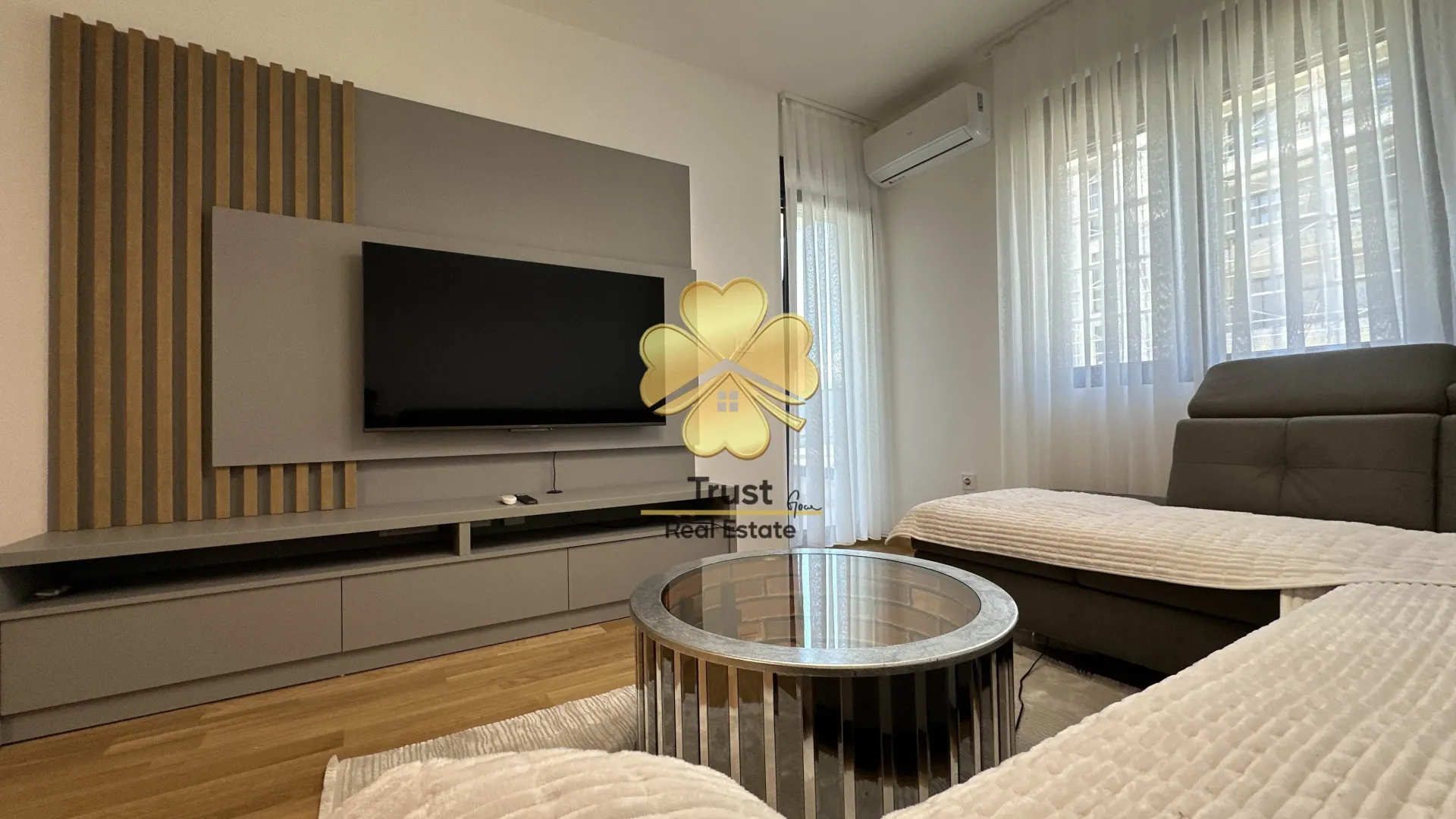 Rent, two bedroom apartment, 70m², City Kvart, Podgorica