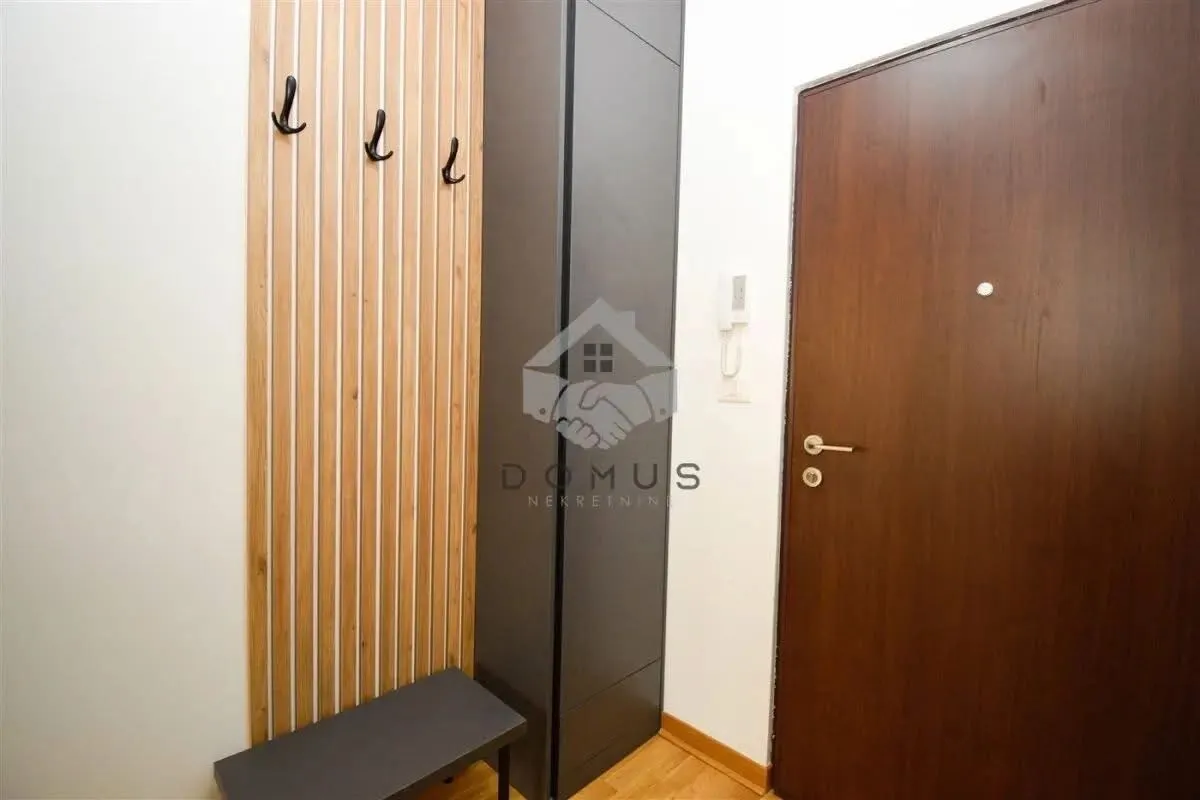 Rent, one bedroom apartment, 45m², City Kej, Podgorica