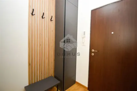 Rent, one bedroom apartment, 45m², City Kej, Podgorica - image 8