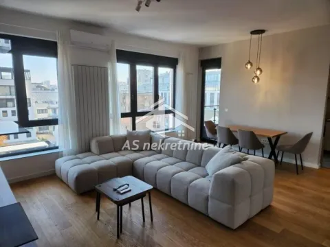Izdavanje, trosoban stan, 85m², Stari Grad, Beograd