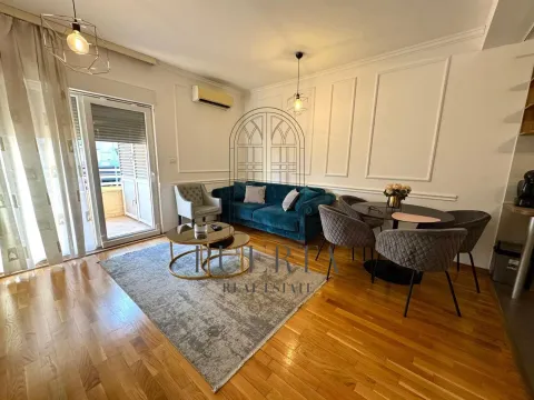 Rent, one bedroom apartment, 52m², City Kvart, Podgorica - image 1