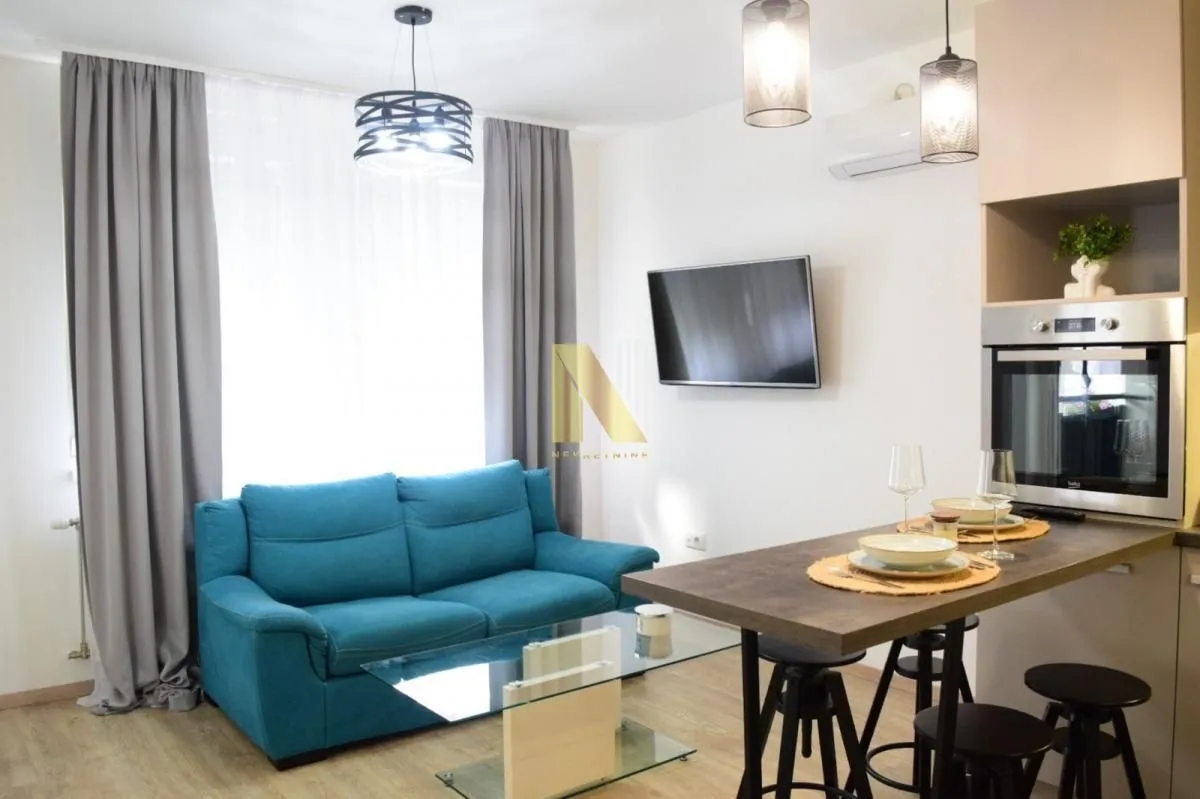 Izdavanje, dvosoban stan, 45m², Novo naselje, Novi Sad