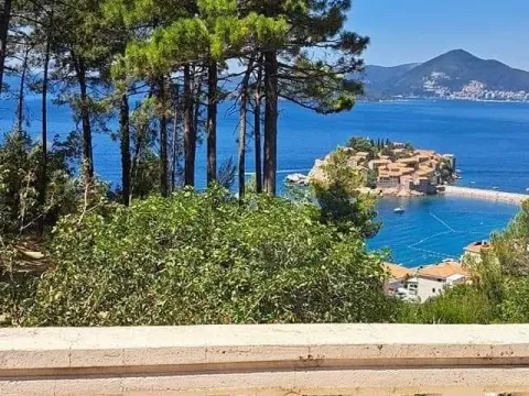 Rent, two bedroom apartment, 80m², Budva, Crna Gora - image 1