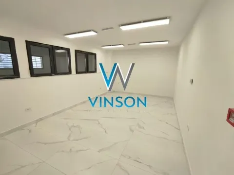 Izdavanje, poslovni prostor, 147m², Centar, Novi Sad - image 18