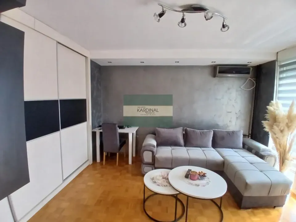 Sale, two bedroom apartment, 53m², Centar, Jagodina