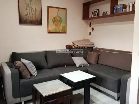 Prodaja, stan, 23m², Kanarevo Brdo, Beograd - image 2