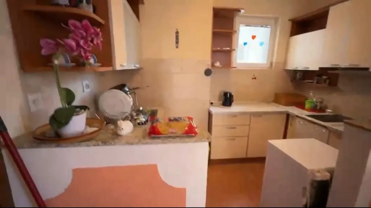 Prodaja, jednosoban stan, 62m², Ilino, Bar