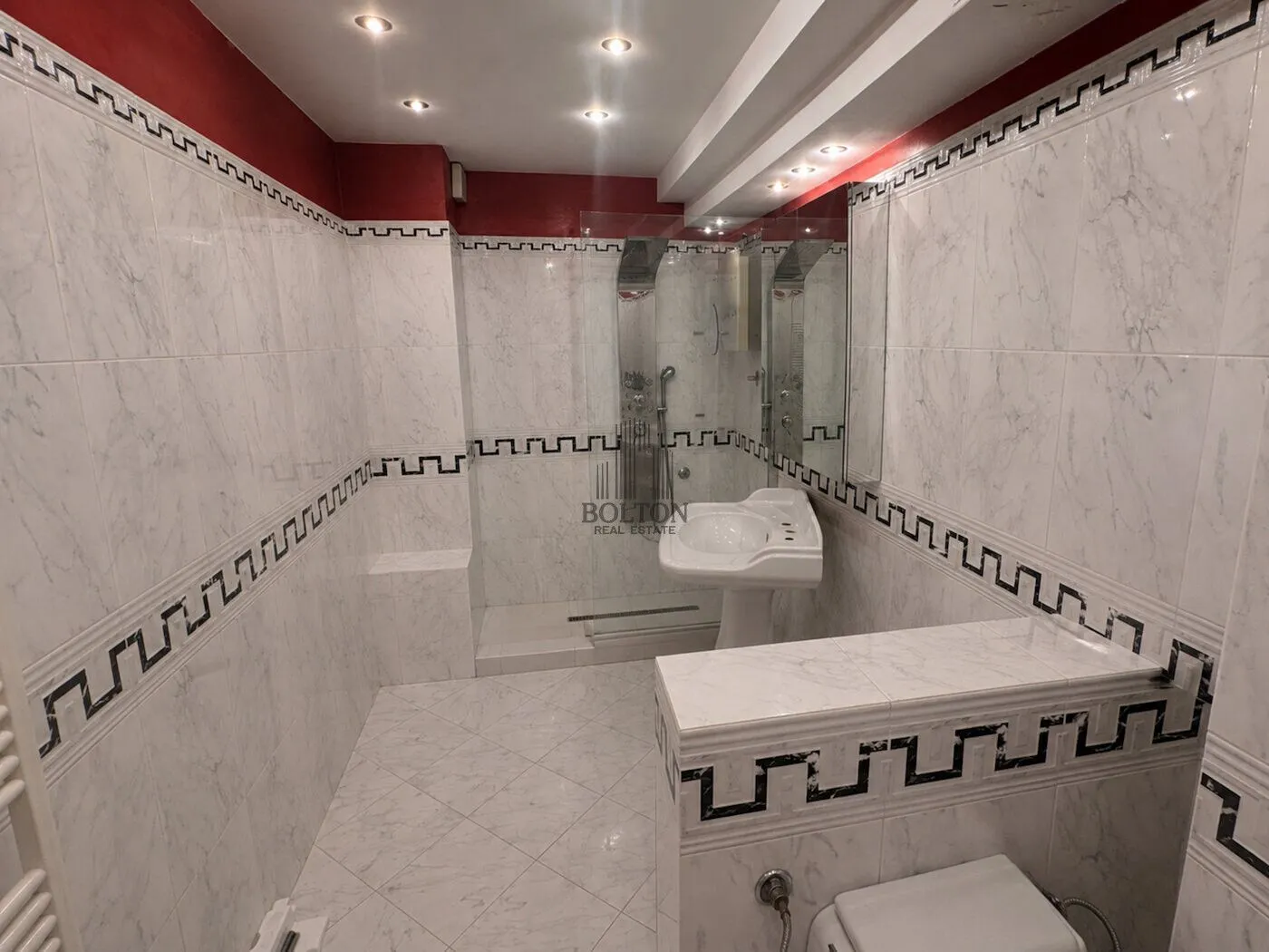 Rent, four bedroom apartment, 101m², Vračar, Šid