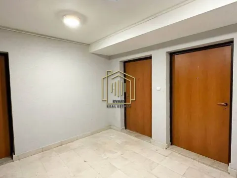 Izdavanje, trosoban stan, 100m², Budva, Crna Gora - image 8