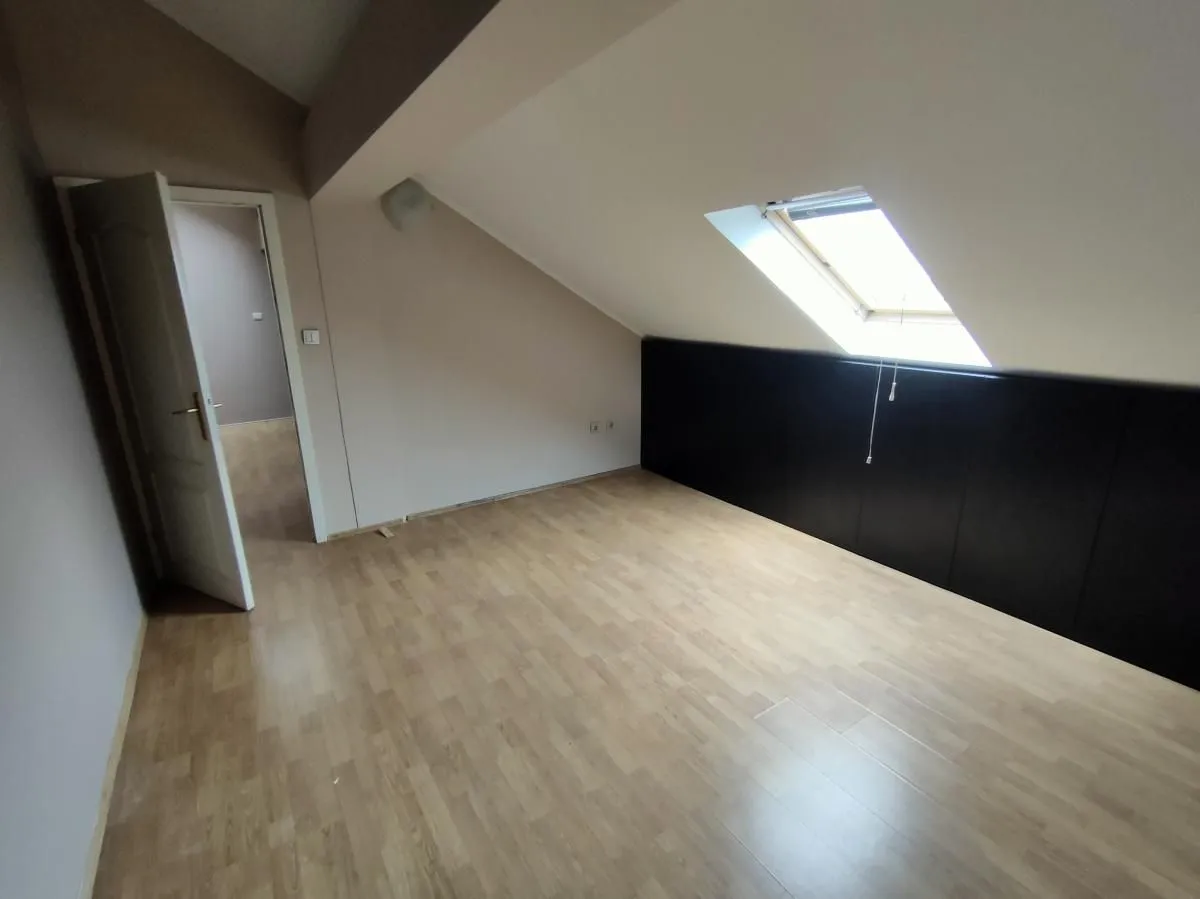 Prodaja, četvorosoban stan, 103m², Nova Detelinara, Novi Sad Sve Podlokacije