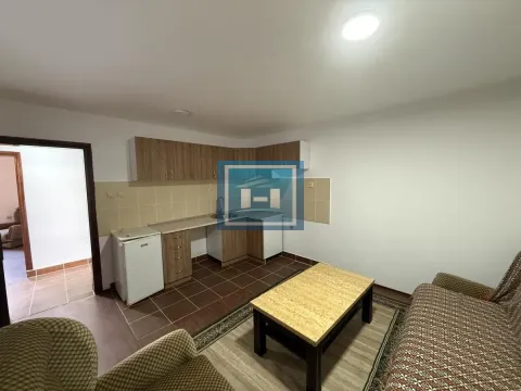 Prodaja, kuća, 350m², Centar, Jagodina - image 13