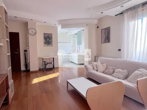 Izdavanje, dvosoban stan, 50m², Vračar Sve Podlokacije, Beograd - image 3