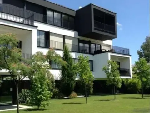 Izdavanje, trosoban stan, 118m², Savski Venac, Beograd - image 9