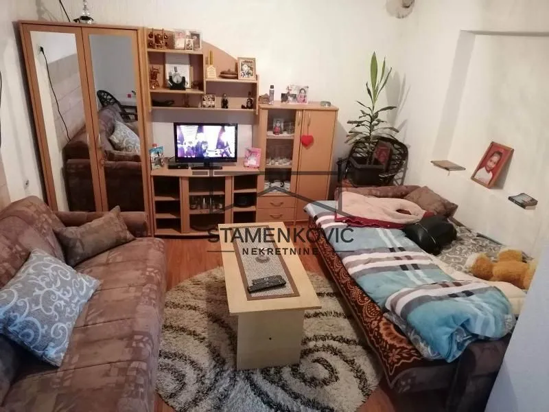 Sale, house, 115m², Šid, Srbija