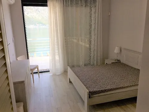 Sale, house, 371m², Stoliv, Kotor - image 8