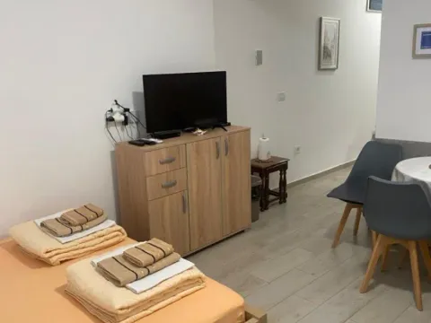 Sale, studio apartment, 33m², Sutomore, Bar - image 8