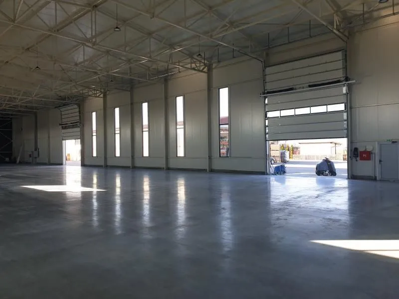Rent, office space, 1500m², Zemun Ugrinovci, Zemun Sve Podlokacije
