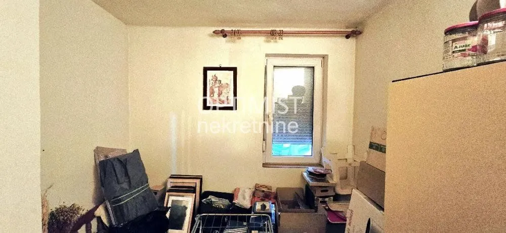 Sale, three bedroom apartment, 64m², Karaburma, Palilula Sve Podlokacije