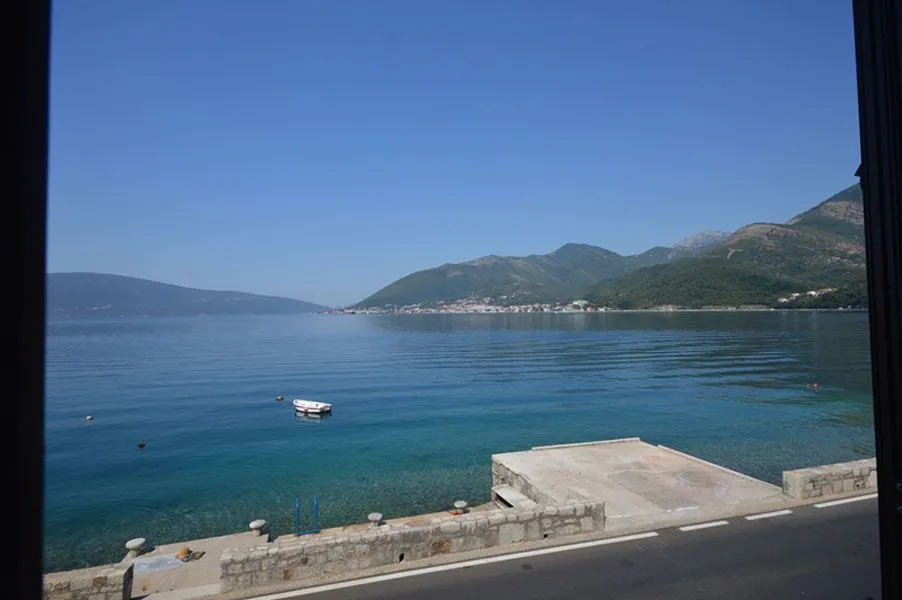 Prodaja, kuća, 141m², Opatovo, Tivat