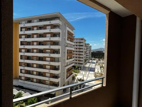 Prodaja, dvosoban stan, 68m², Central Point, Podgorica - image 14