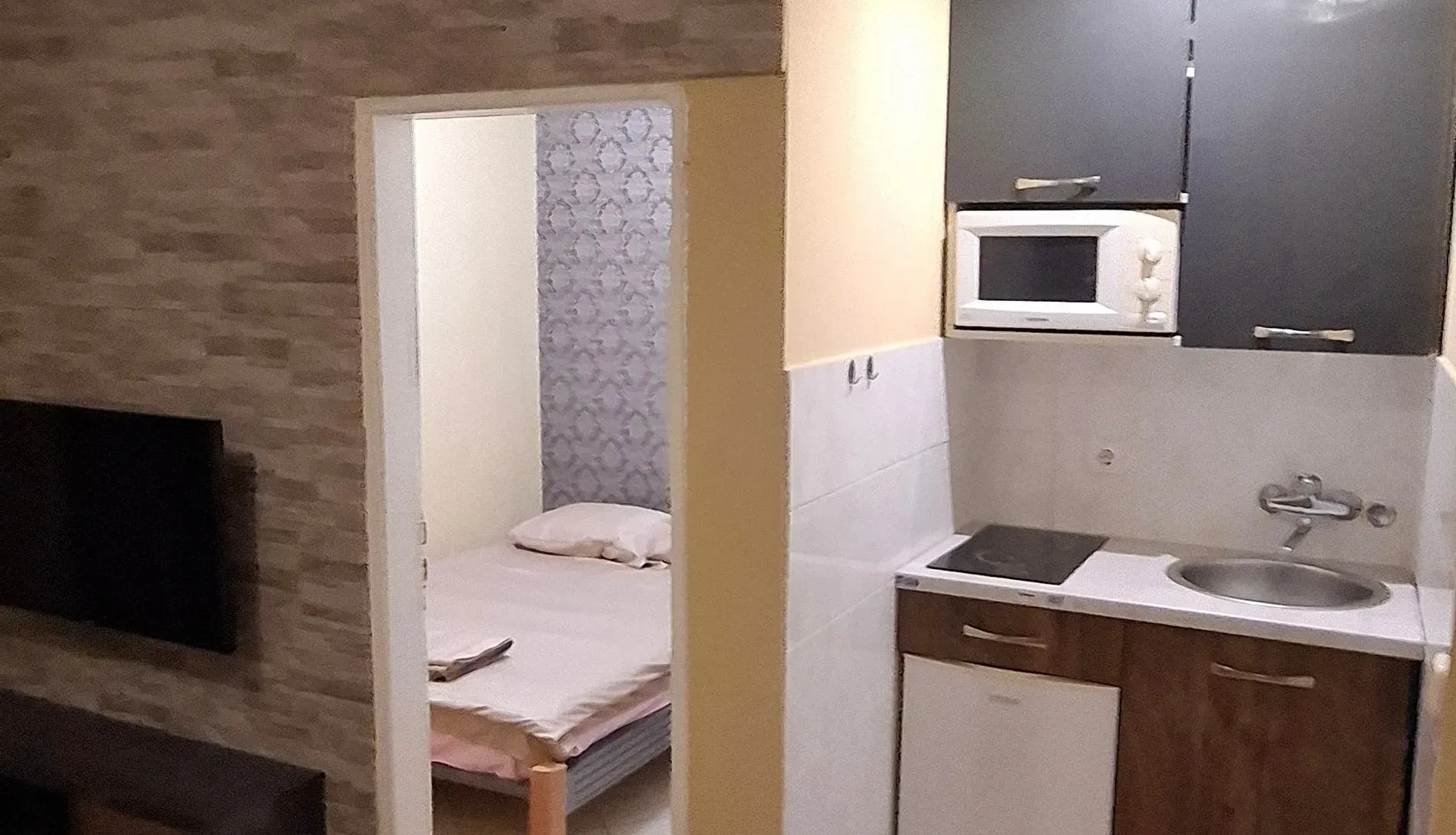 Izdavanje, jednosoban stan, 30m², Marići, Tivat