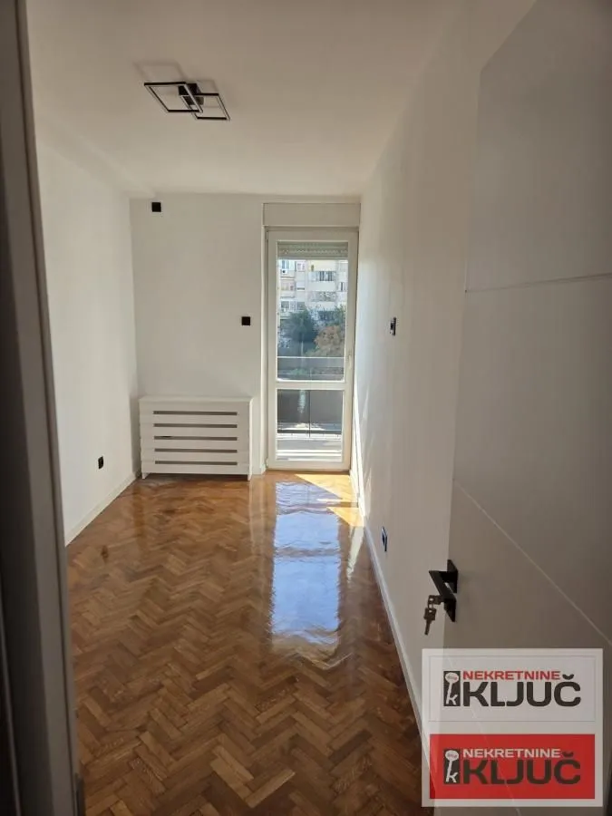 Prodaja, dvosoban stan, 64m², Spens, Novi Sad Sve Podlokacije