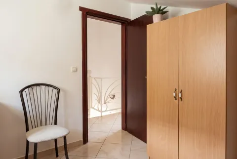 Prodaja, četvorosoban stan, 63m², Rafailovići, Budva - image 14
