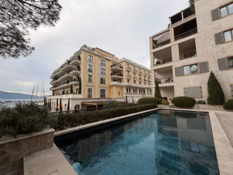 Rent, one bedroom apartment, 66m², Porto Montenegro, Tivat - image 6