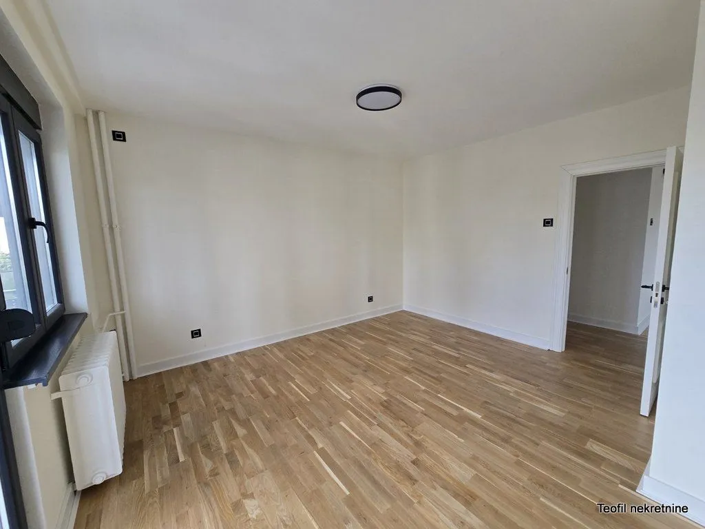Prodaja, trosoban stan, 75m², Južni Bulevar, Vračar Sve Podlokacije