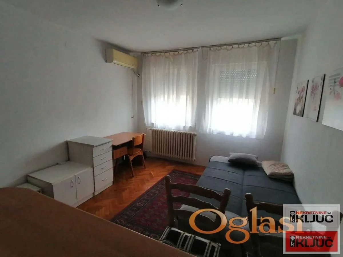 Rent, studio apartment, 25m², Bulevar Oslobodjenja, Novi Sad Sve Podlokacije