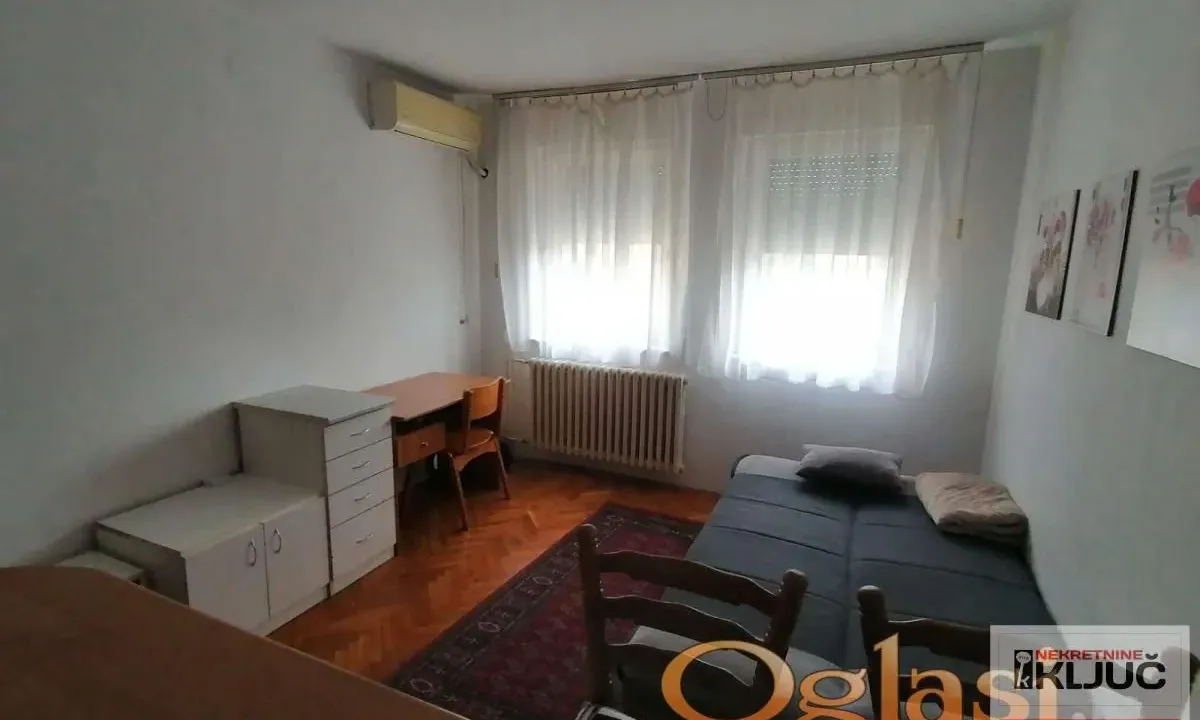 Izdavanje, garsonjera, 25m², Bulevar Oslobodjenja, Novi Sad Sve Podlokacije